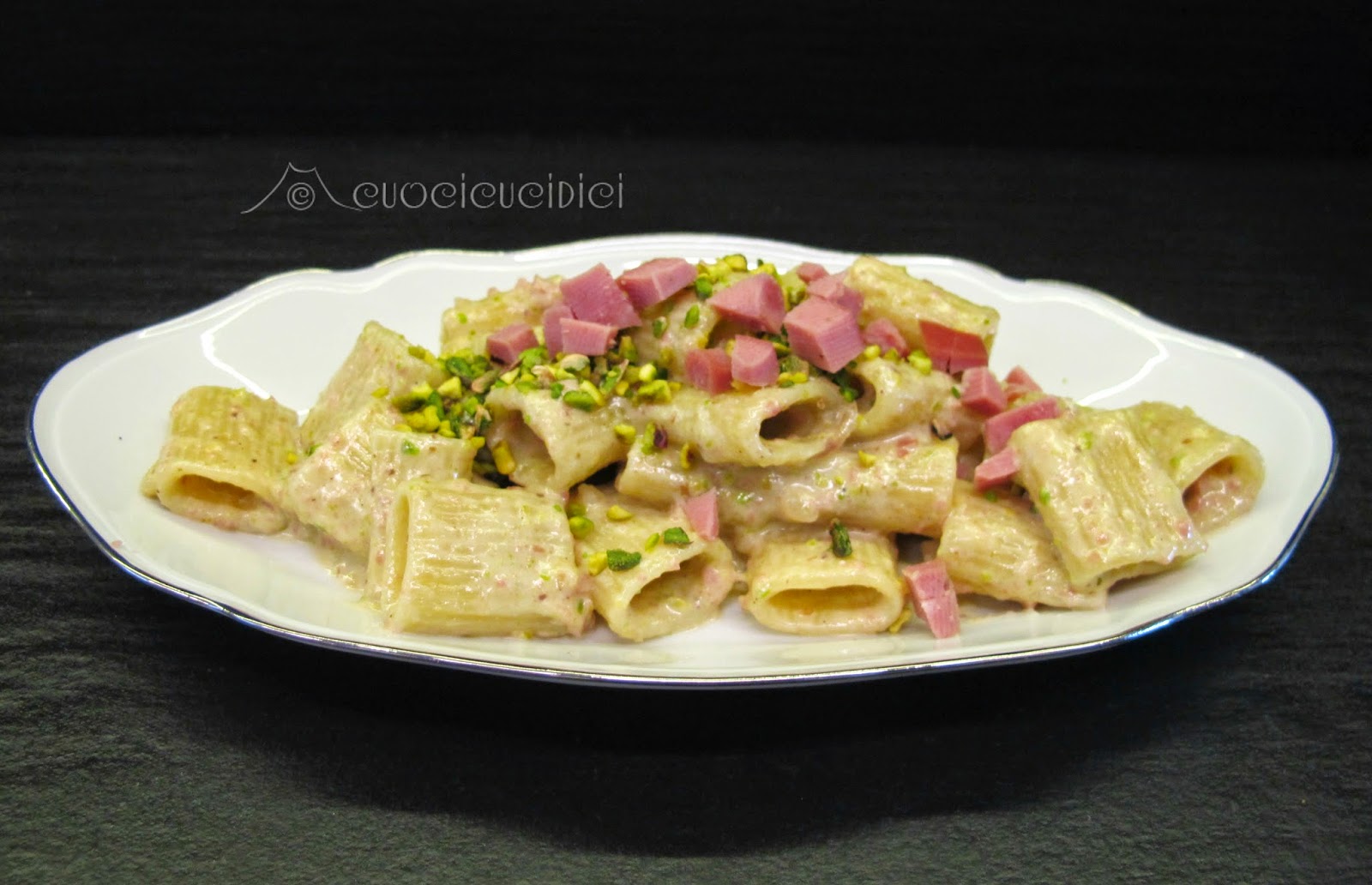 cuocicucidici PASTA AI PISTACCHI DI BRONTE E MORTADELLA DI BOLOGNA