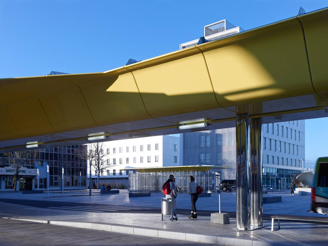 05-Saint-Nazaire-railway-station-by-Tetrarc-architects