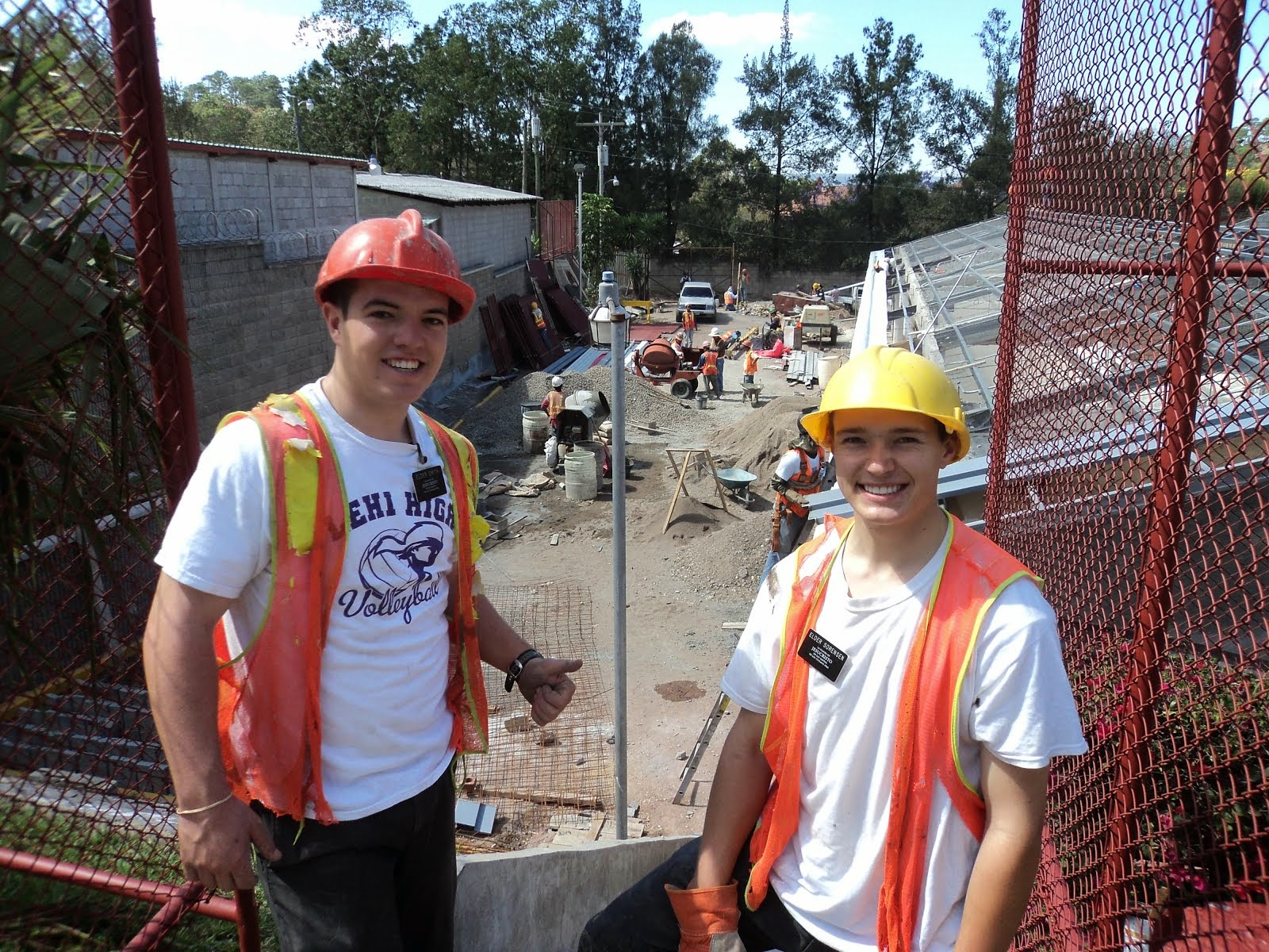 Building a chapel in Villa Vieja