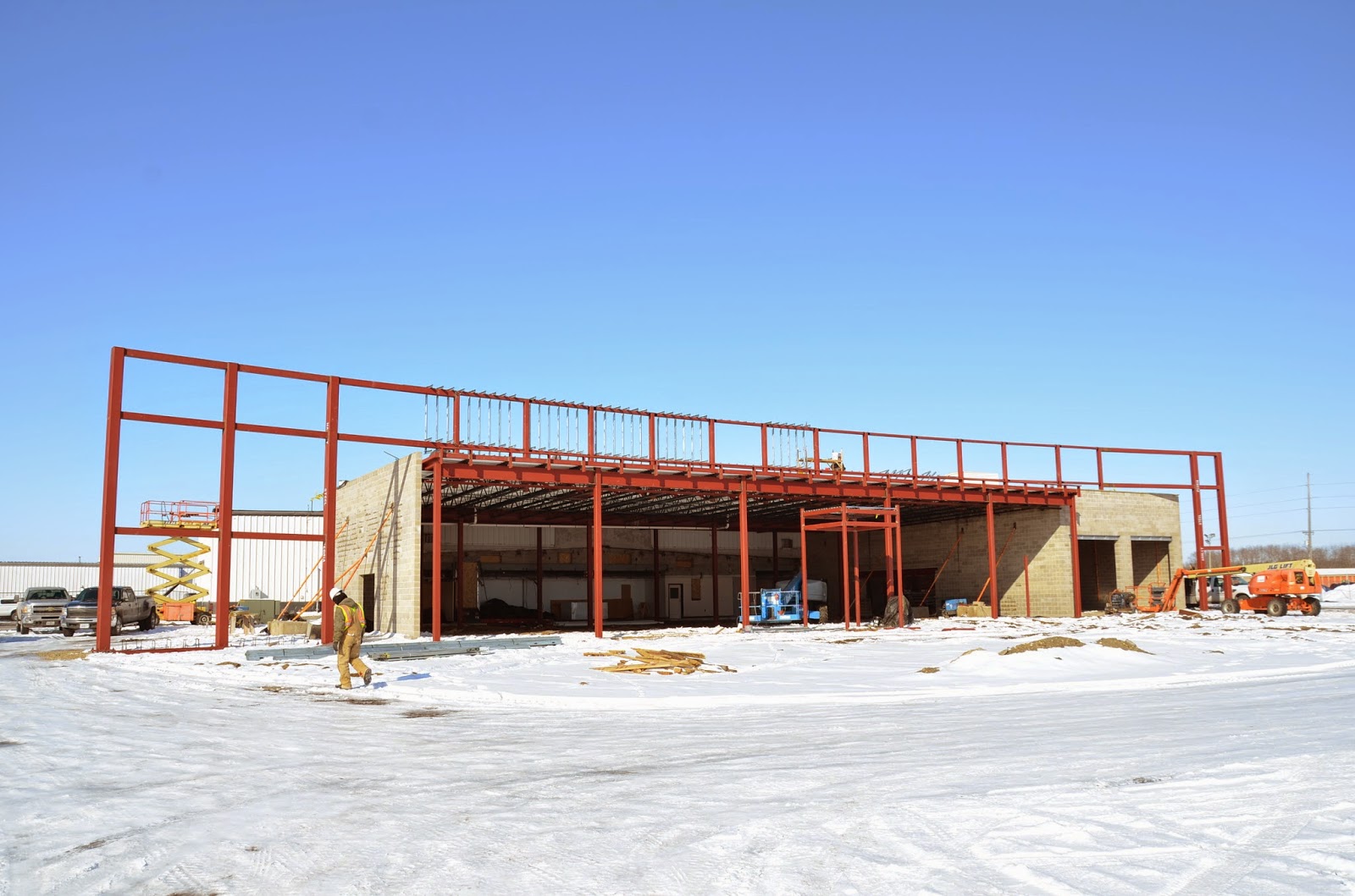 P.J. Hoerr, Inc. Yemm Ford Dealership Renovation/Addition