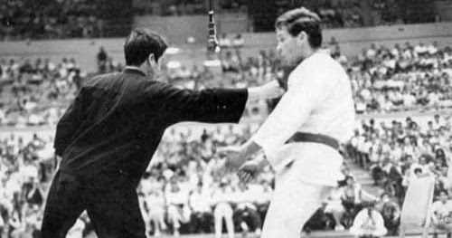bruce lee one inch