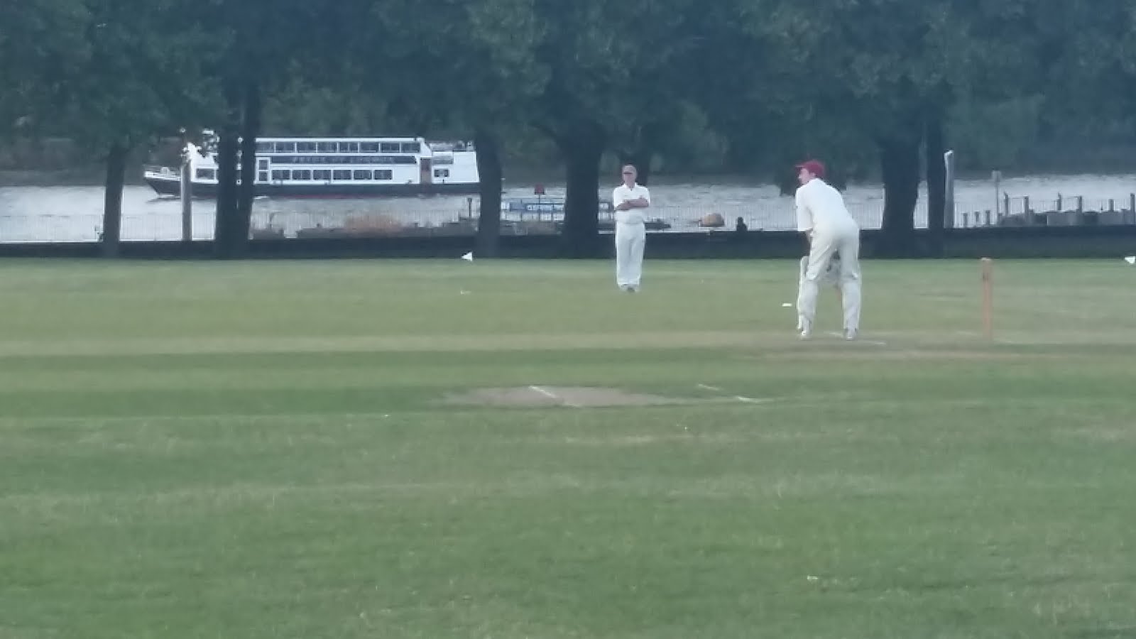 Cricket upon Thames