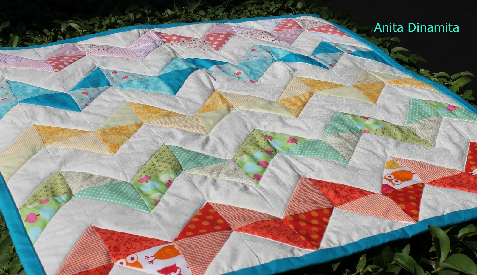 El Taller de AnitaDinamita Colcha en Zig Zag