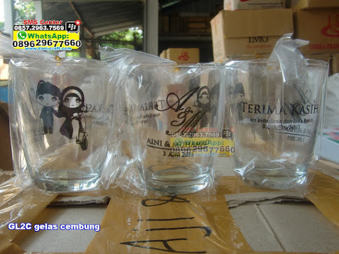 gelas cembung unik