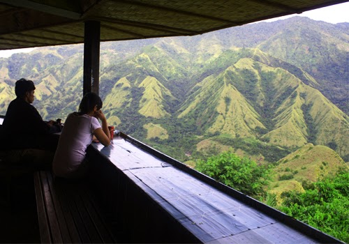 http://kirikananjalan.blogspot.com/2013/12/gunung-nona-bumi-enrekang-keindahan-alam-di-makassar.html