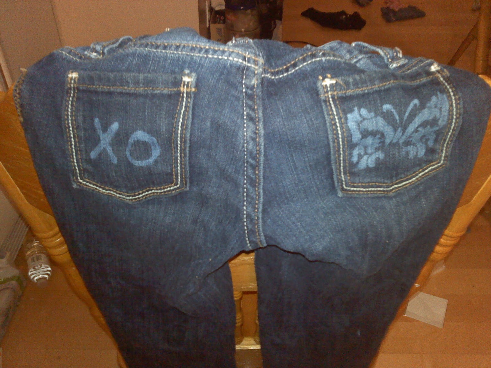 Quest For Craftiness Bleach Pen Jeans