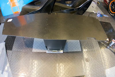The two carbon interior panels weighed in at 1.162kg