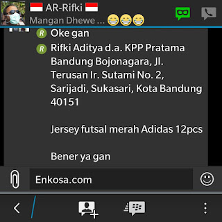 Konfirmasi alamat dan detail pesanan jersey setelan futsal Adidas merah 1 lusin
