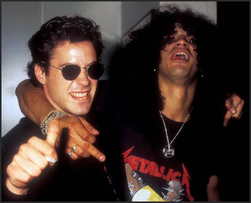 [Entrevista] Slash: "Estuve muerto por 8 minutos" (1995). Solo+Robert+Downey+Jr.+y+Slash+con+una+remera+de+Metallica
