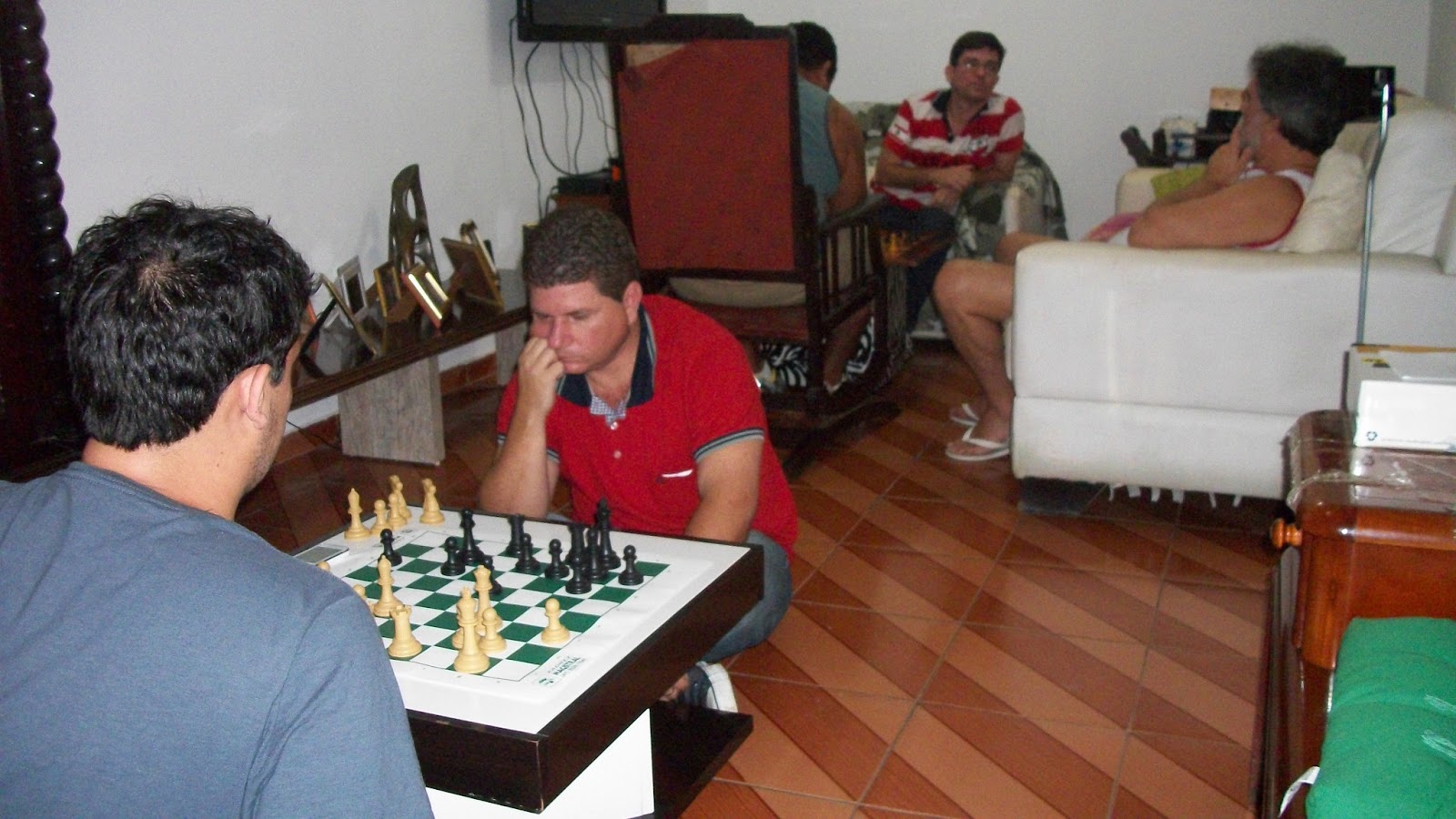 Chess.com Português on X: 23 de janeiro é aniversário da lenda máxima do  xadrez brasileiro: Henrique Mecking! Nossos parabéns ao Mequinho! Jogador  que foi top 3 mundial e nossa maior estrela!  /