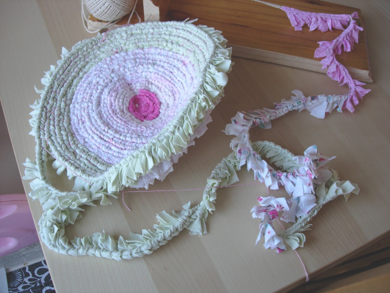 Boxoftrix Rag rug ramblings & Quilt