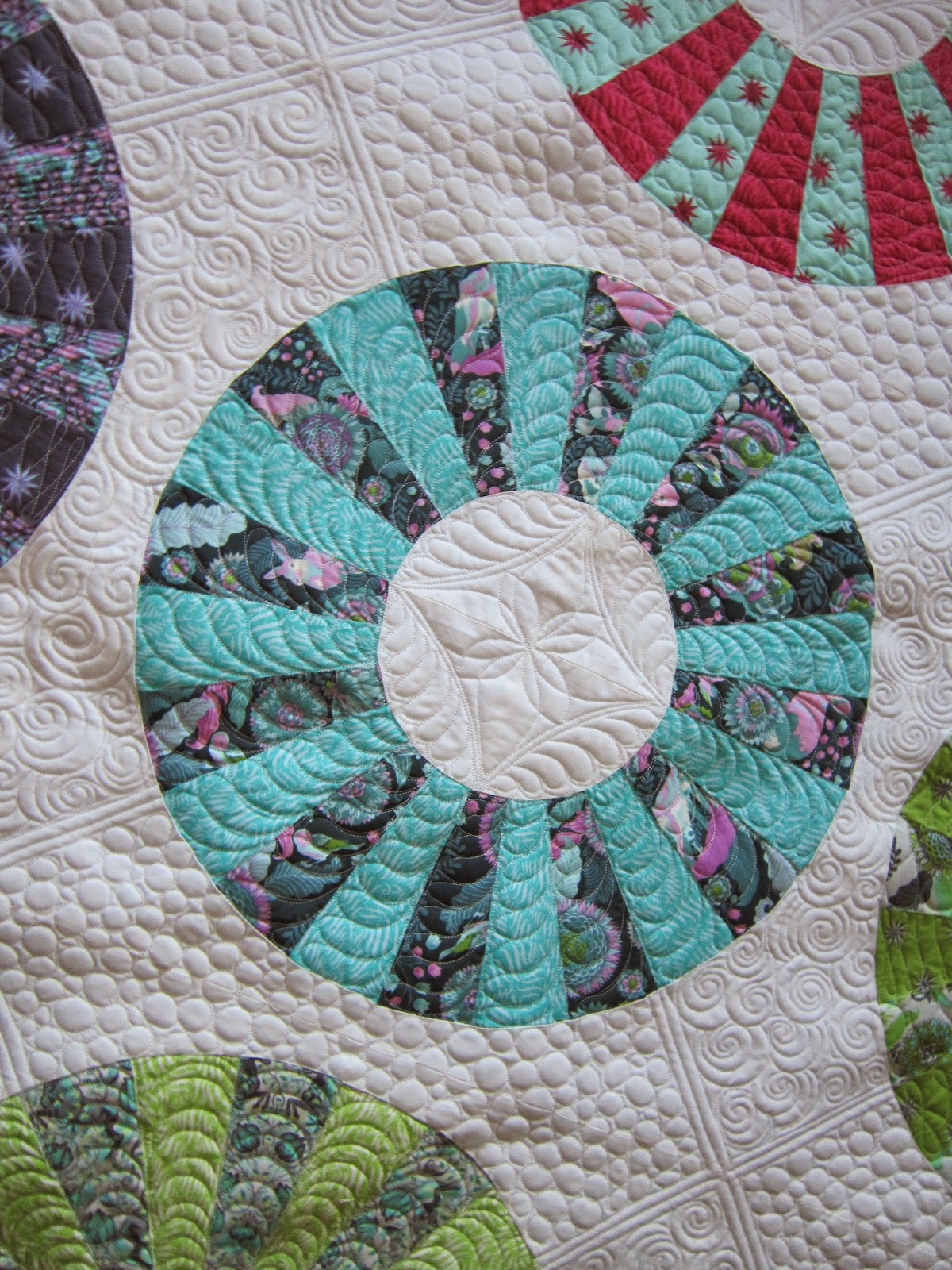 Quilting Is My Bliss Cartwheel Quilt