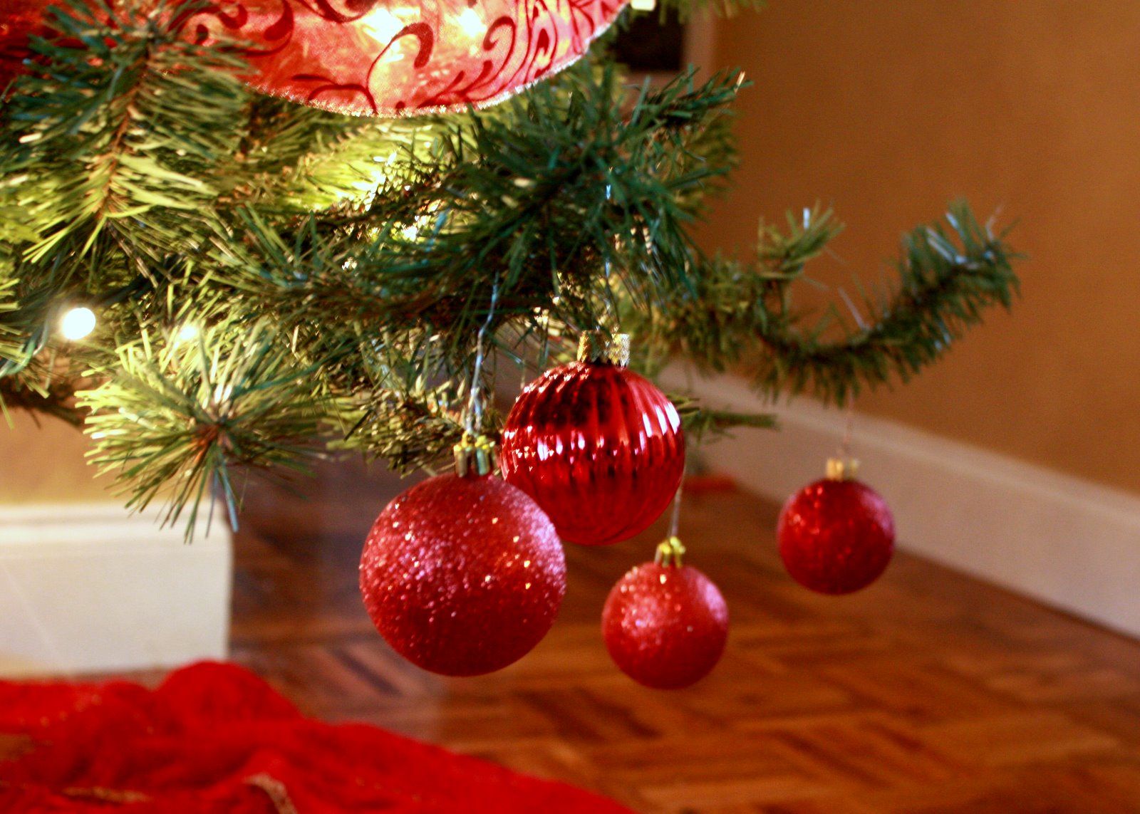 it's just Laine Our Wonky Christmas Tree