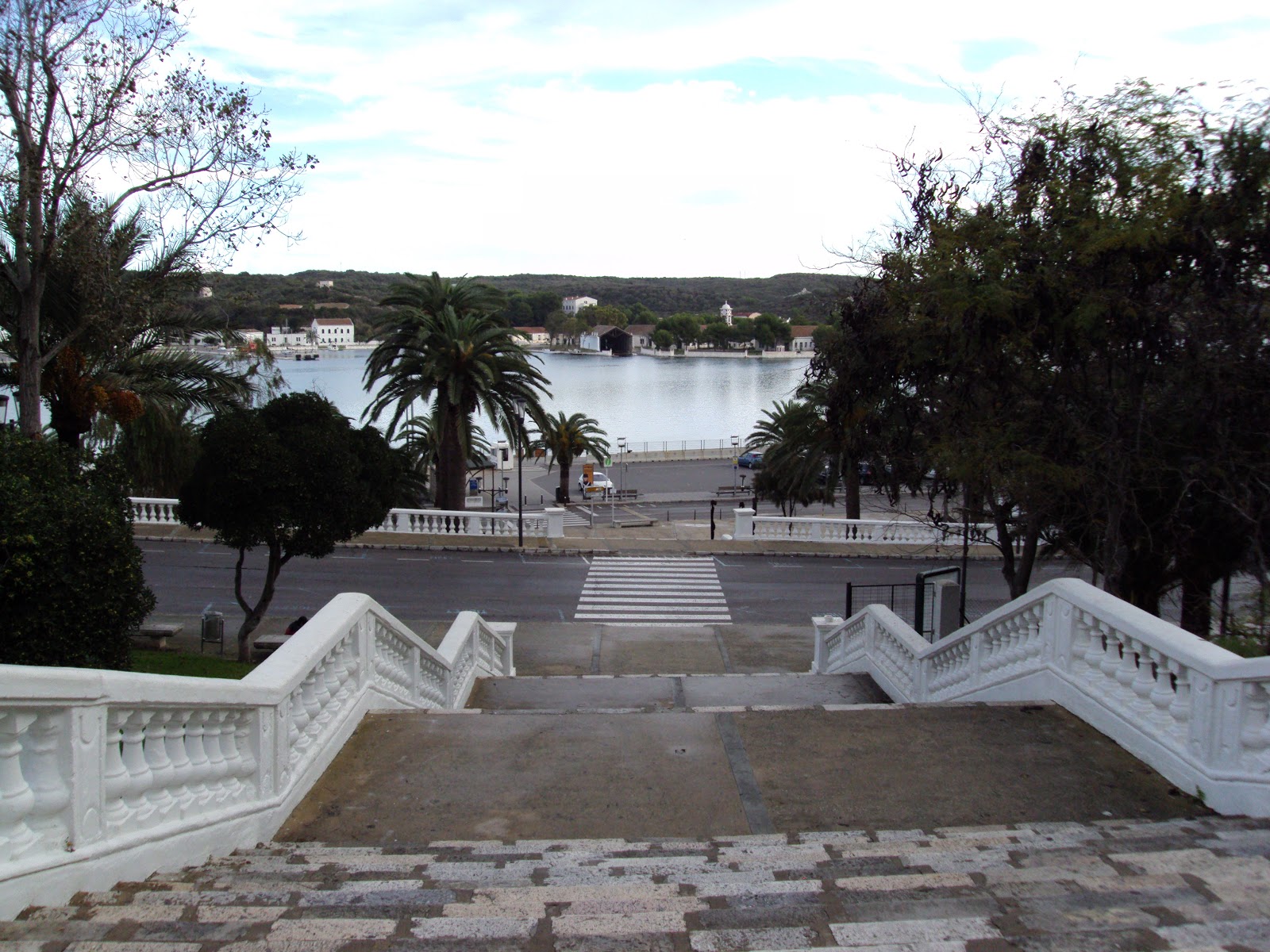 Ciudad de Mahón PUERTO DE MAHÓN