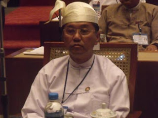 Tu Maung Nyo – လႊတ္ေတာ္ထဲမွာ ဦးတင္ေအာင္ျမင့္ဦး နဲ႔ ဦးျမင့္ေဆြ ဘယ္သူက ေပၚျပဴလာ ပိုျဖစ္သလဲ