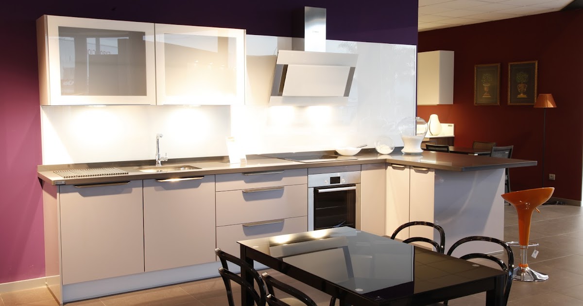 Chef Cocinas Gandia Valencia: RENOVACION TOTAL DE EXPOSICION A PRECIOS