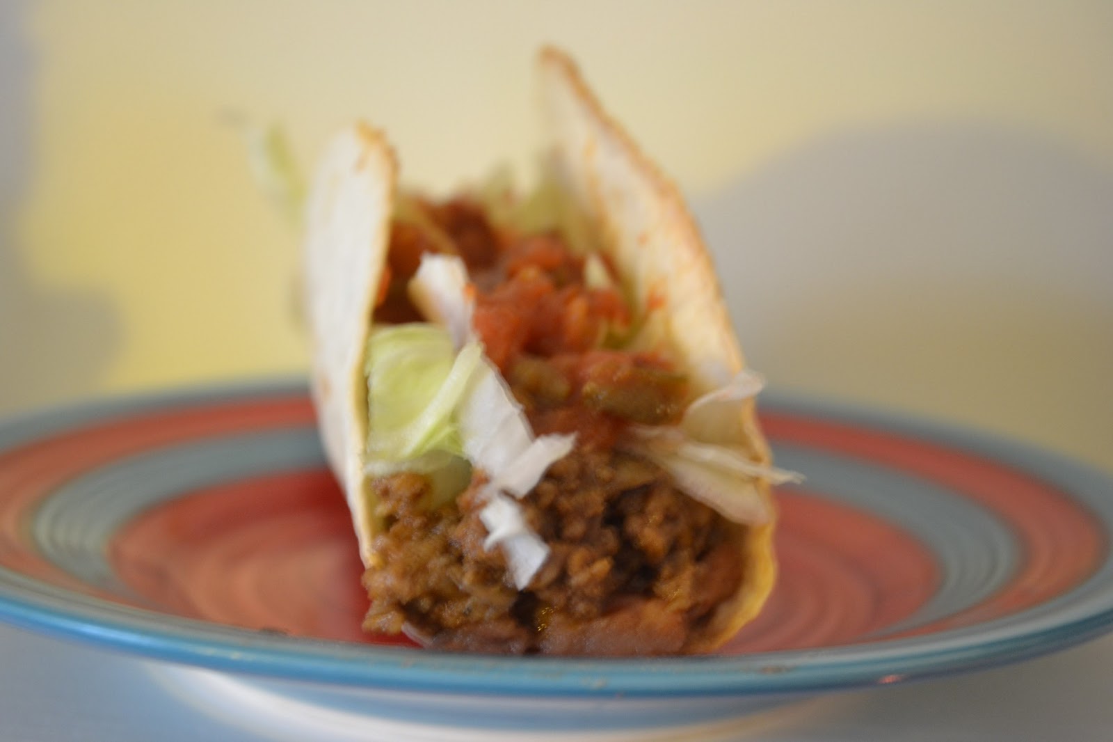 TIP GARDEN Make Your Own Baked Stand Alone Taco Shells