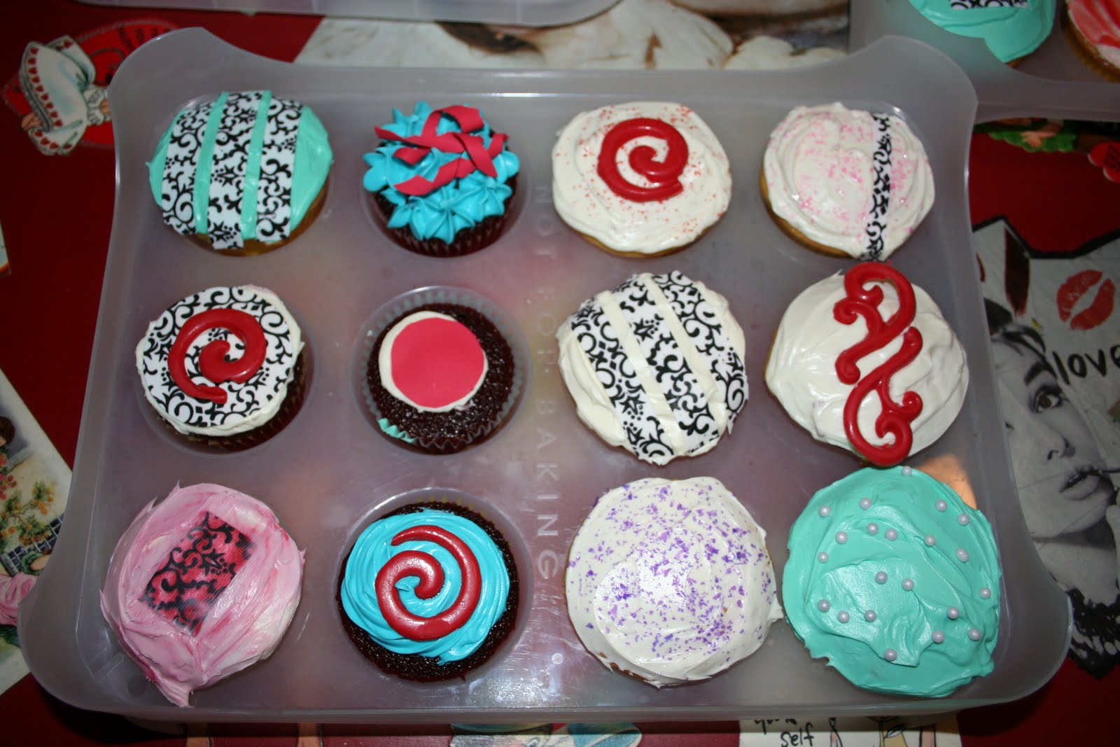 Sophisticake Experiments with Sugar Paper and Candy Melts.