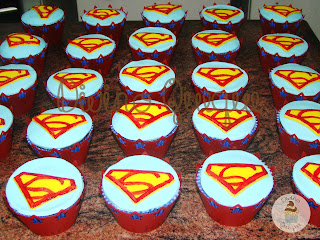 Cupcakes_SuperMan_DivinoQueque_01