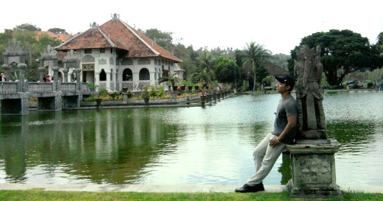 Objek Wisata Bali Wisata Taman Ujung