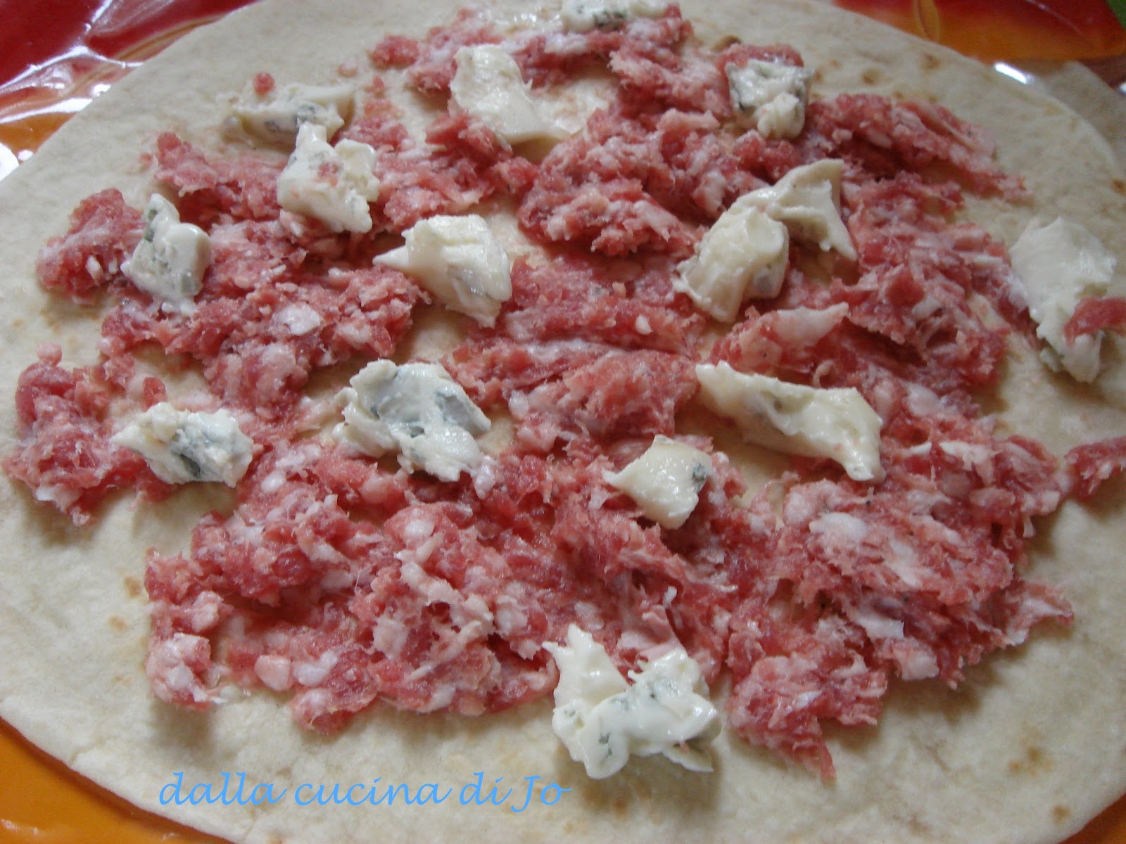 ''dalla cucina di Jo'' Piadine arrotolate con salumi e formaggi