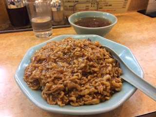 梁山泊の肉あんかけチャーハン