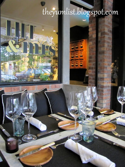 Hit and Mrs. Entrance Hit and Mrs., Bangsar, experimental cuisine, elegant dining KL, best restaurant Kuala Lumpur