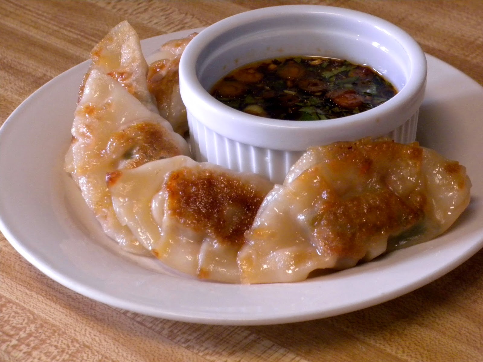 Cooking To Die For Pork Pot Stickers (Chinese Dumplings) & Dipping Sauce