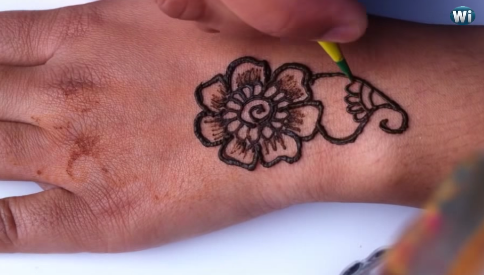 Cute Henna Ideas