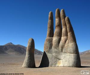 Monumentos de Chile: La mano del desierto