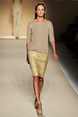 See more of the Max Mara Spring 2012 Collection at Milan Fashion Week after ... See more of the Max Mara Spring 2012 Collection at Milan Fashion Week after ...
