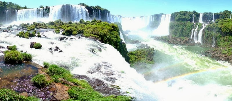 Beautiful waterfalls images,Iguazu Falls