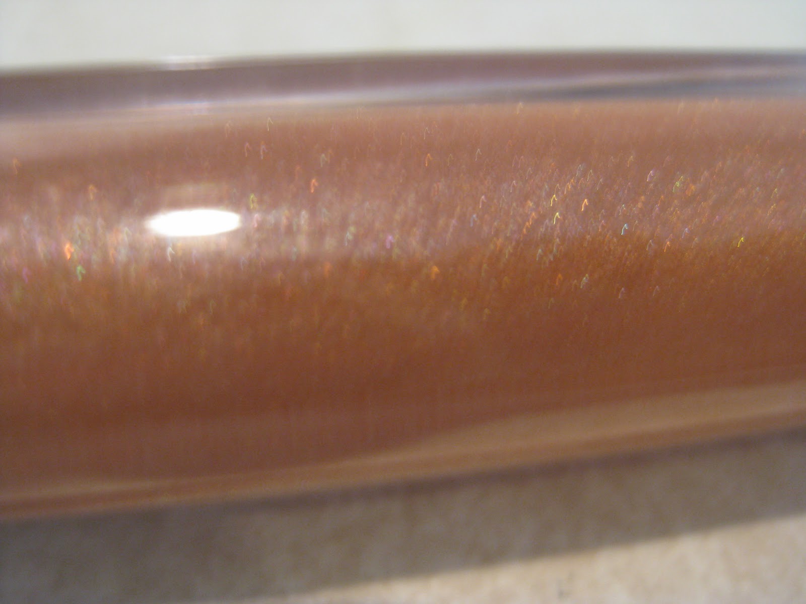 Estee Lauder Pure Color Lip Gloss "Wired Copper" (shimmer)