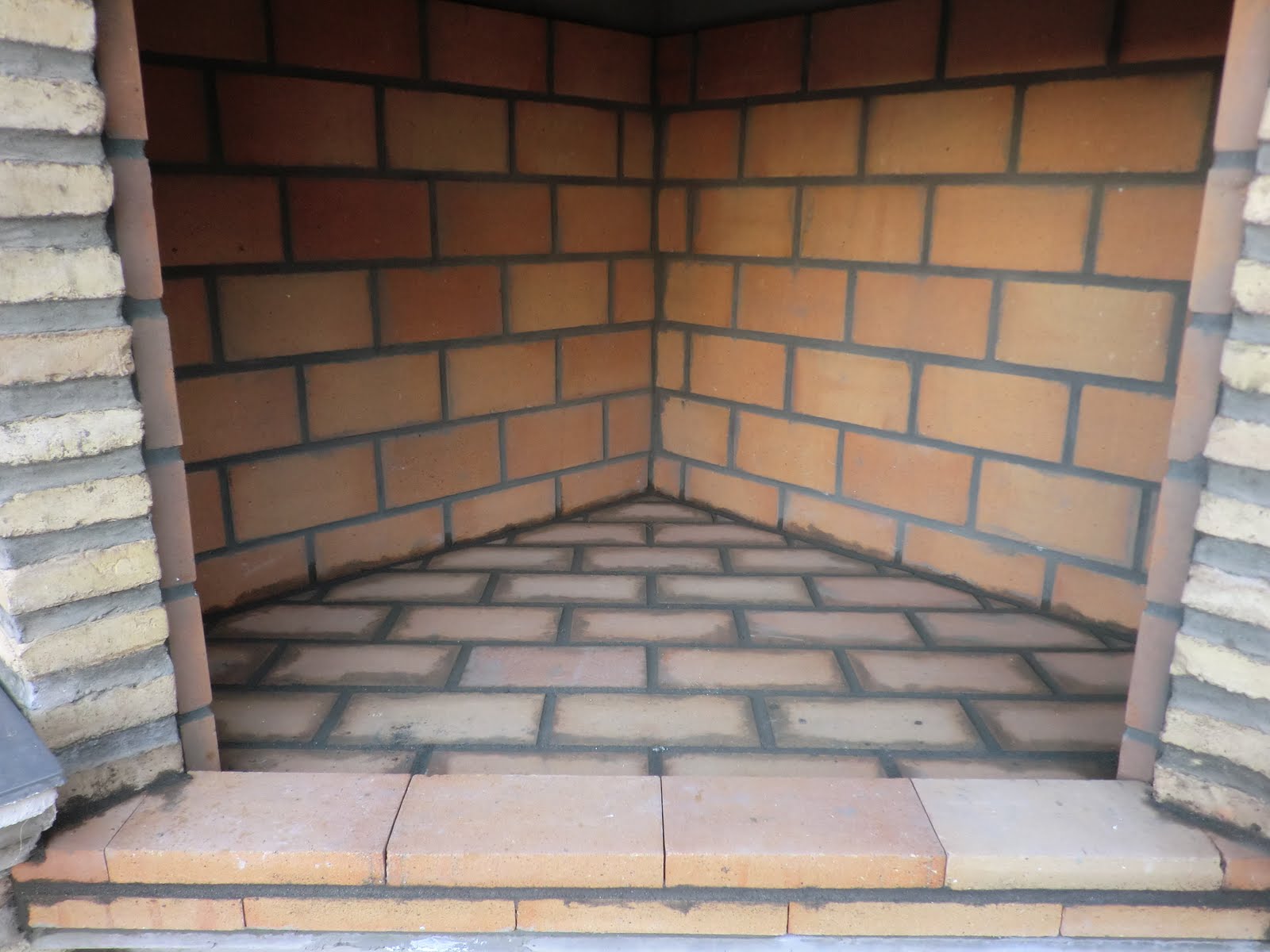 Coecu lepida sl: chimenea de obra exterior Chimeneas de ladrillo