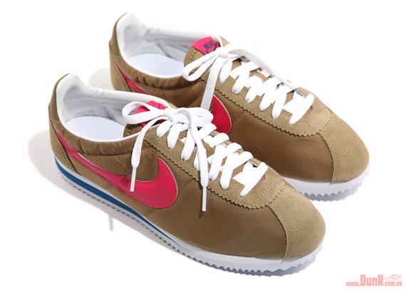 nike cortez canvas