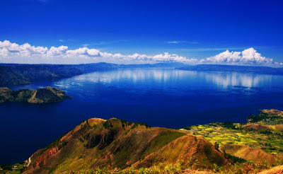 History The Beauty of Lake Toba Lake Toba