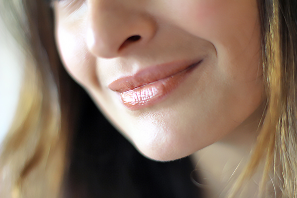 sunkissed tinting lip gloss Madara cosmetic