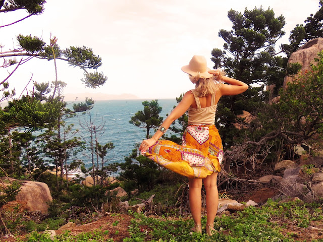 boho travel outfit print skirt hat boho travel outfit print skirt hat
