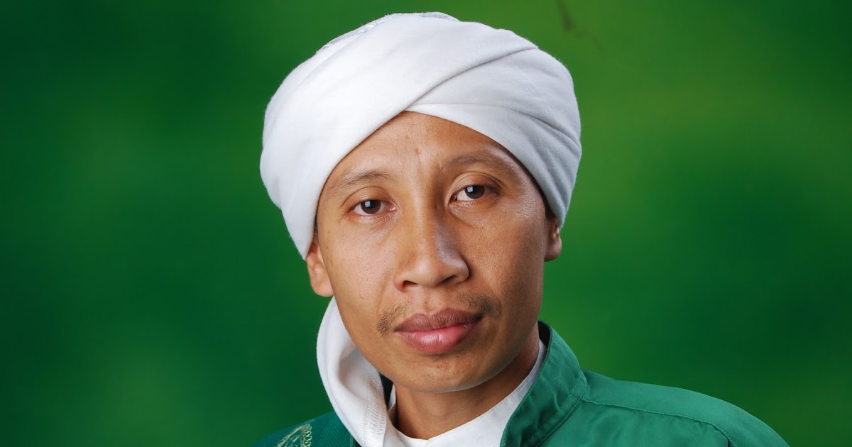 Mengenal Buya Yahya Ashhaabur Ro'Yi