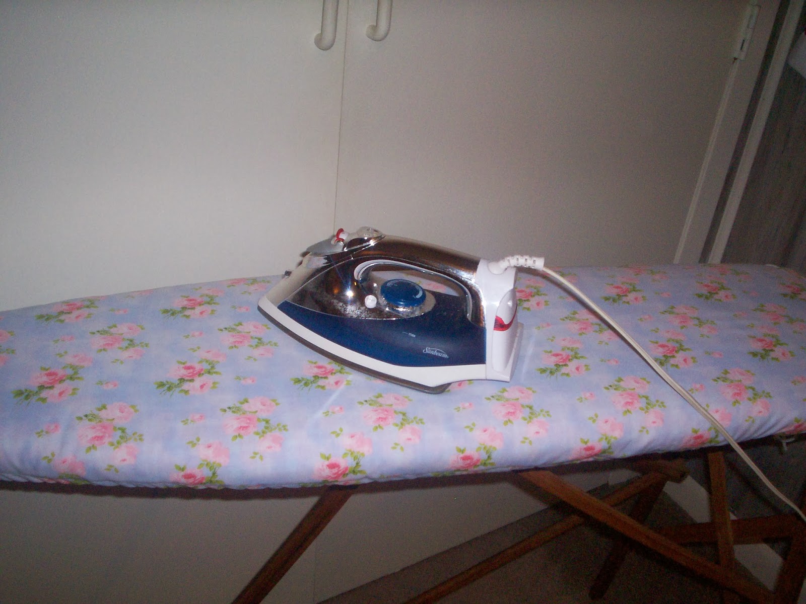 Sew Blessed Maw: New Ironing Board Cover for Antique Ironing Board