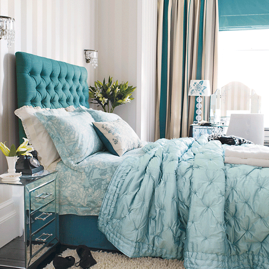 Teal Bed