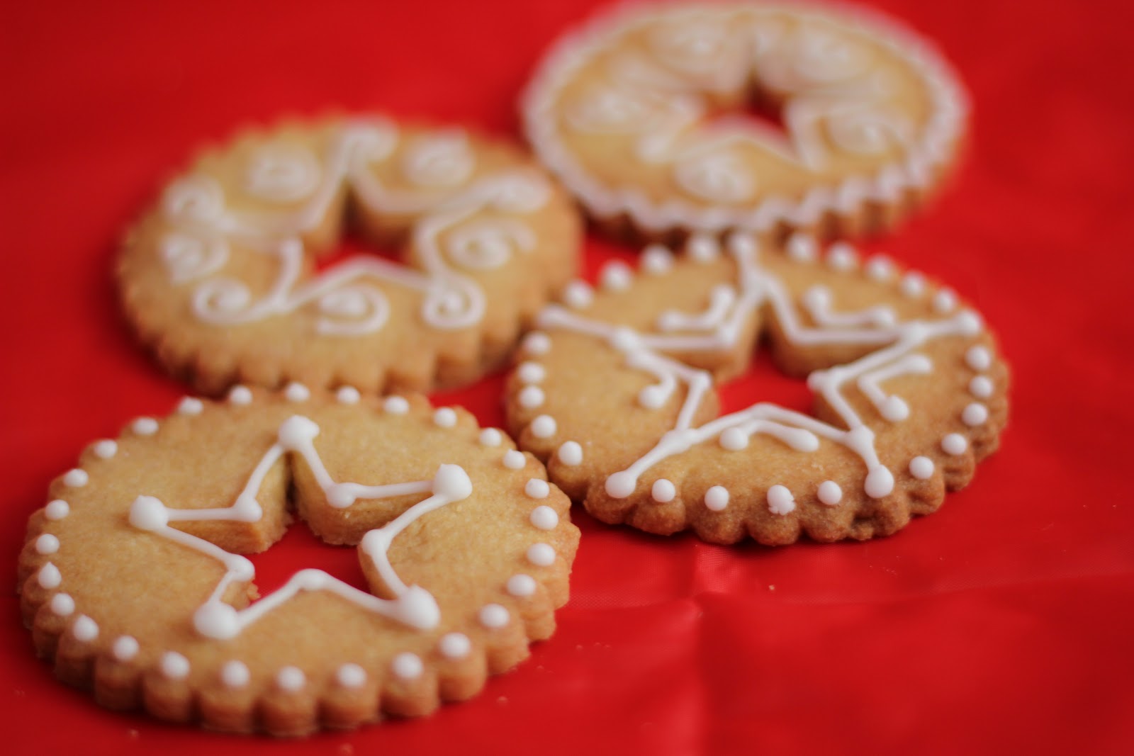 GemGemBakes: Beautiful Christmas Shortbread Biscuits