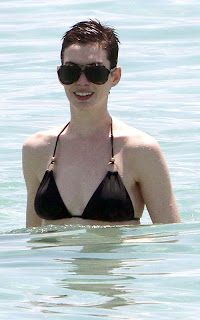 The Princess Diaries Anne Hathaway in Miami, Florida May 11 Anne Hathaway, Princess Diaries, Anne Hathaway bikini pic, Miami, Miami Beach, Miami luxury Hotels, Travel to Miami luxury hotel, Travel to Miami tour, Travel to Miami Beach