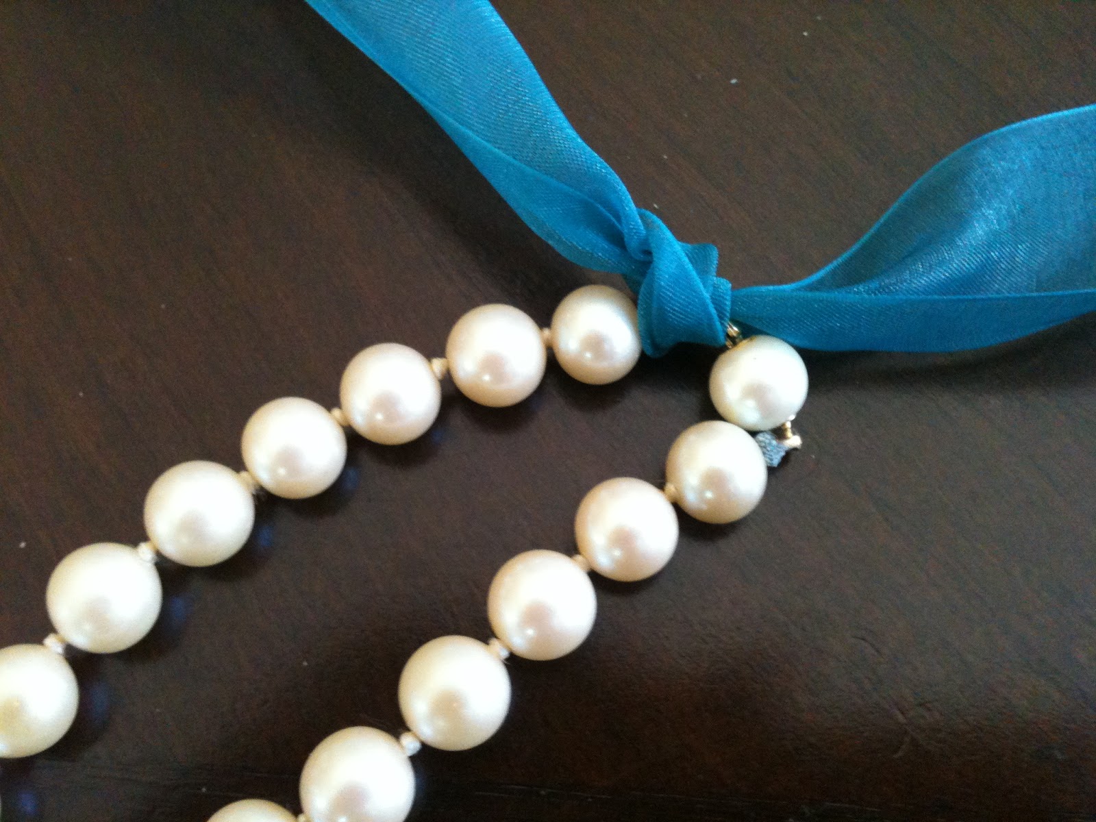 Holly Goes Lightly Pearl Necklace Update