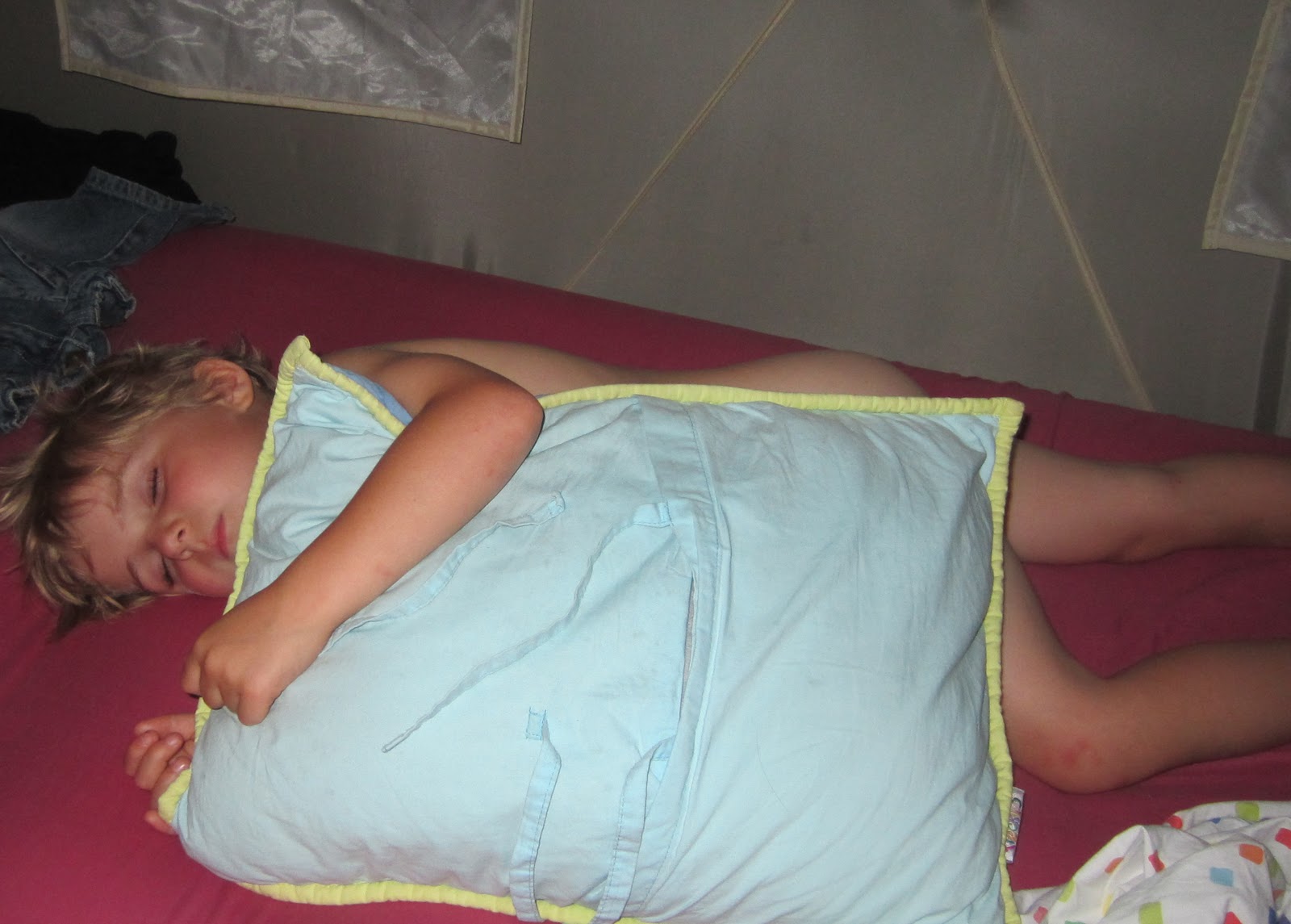 picture-of-girls-boys-sleeping-in-xxx