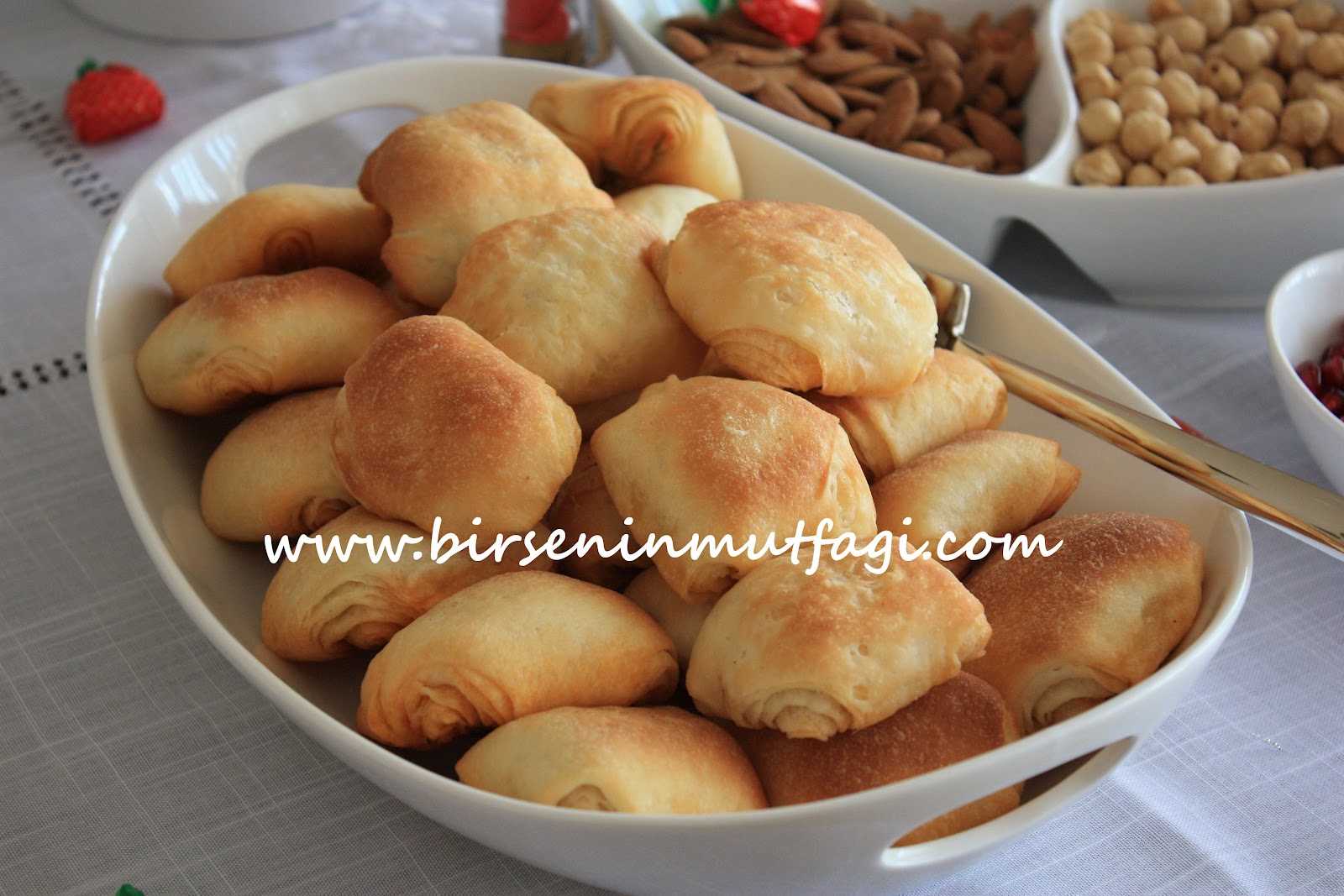  BİRSENCE RESİMLİ YEMEK TARİFLERİ BOŞNAK BÖREĞİ RUMELİ BÖREĞİ