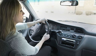 A las mujeres les cuesta estacionar