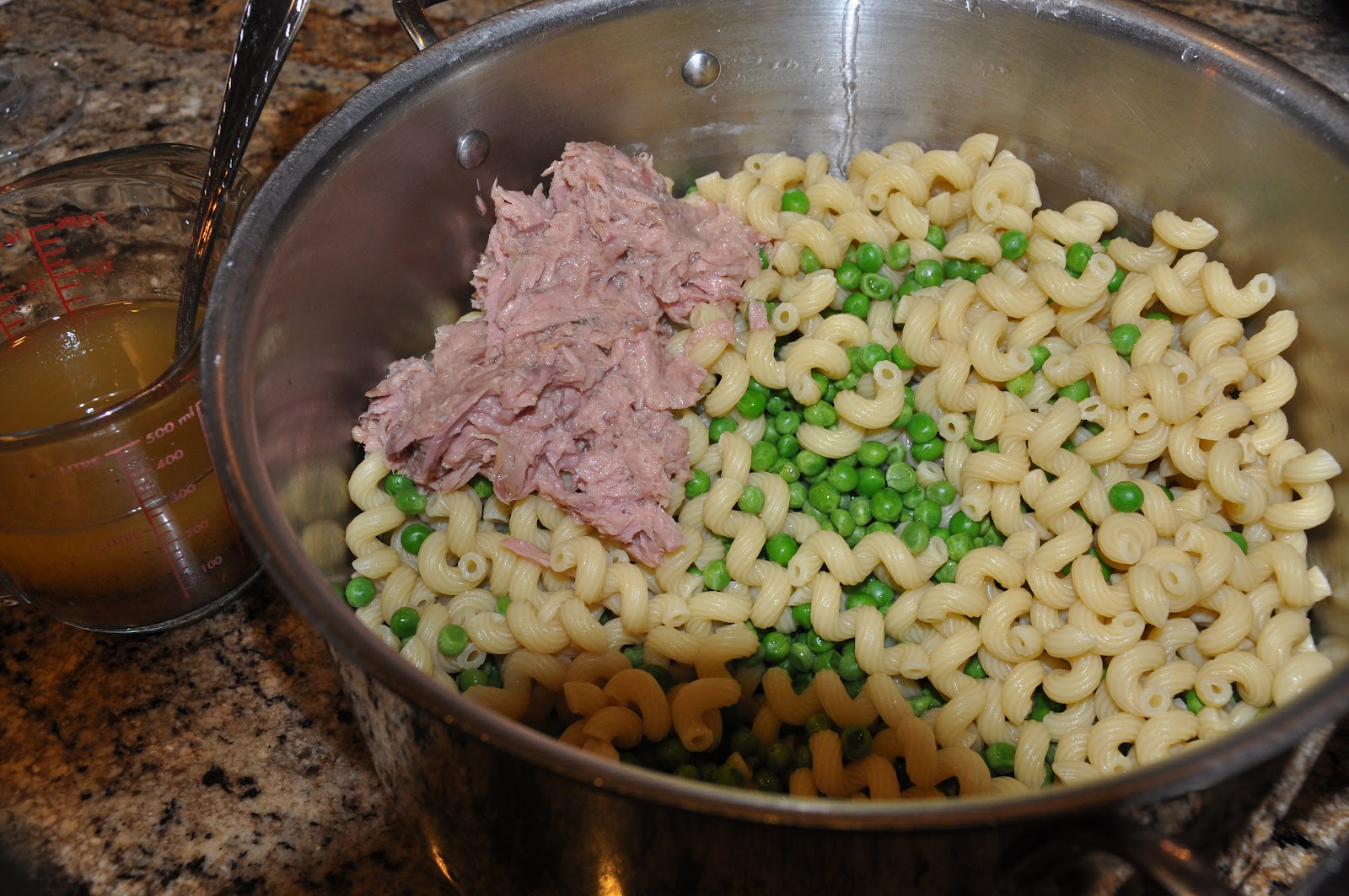 RedheadWhite&Food 'Tuna and Peas' Pasta Salad with Red Wine Vinaigrette!