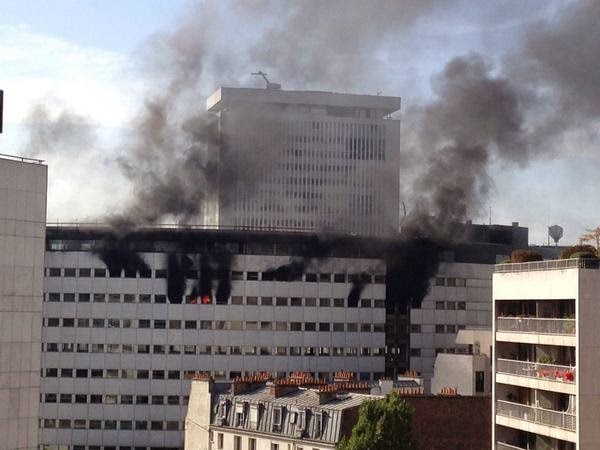 Spectaculaire incendie à la Maison de la Radio