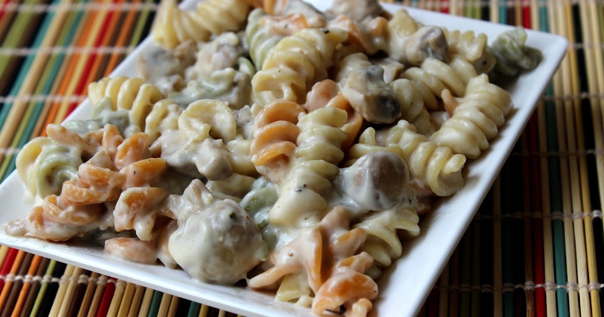 Vysya's Delicious Recipes Creamy Mushroom Pasta (Tri colour Rotini